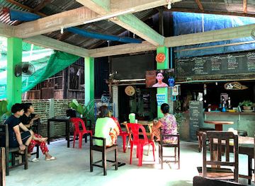 myanmar-burma/hpa-an/nightclub/wadee-restaurant