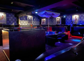 Platinum Lace Glasgow
