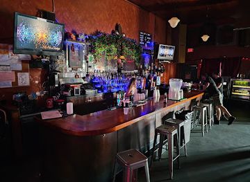 Hi-Ho Lounge