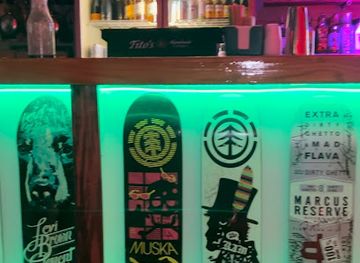 north-carolina/wrightsville-beach/nightclub/red-dogs