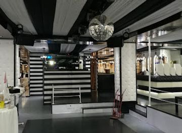 italy/irpinia/nightclub/inn-club