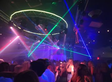 virginia/blue-ridge-parkway/nightclub/tropicabana