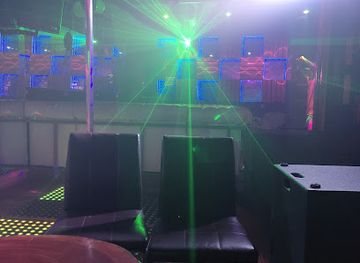 La NOCHÉ Discothèque Night Club