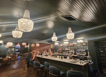 oklahoma/edmond/nightclub/round-midnight