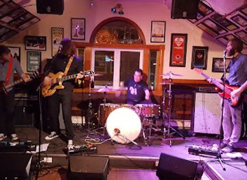 canada/charlottetown/nightclub/baba-s-lounge