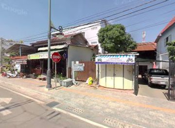 cambodia/siem-reap/wat-bo-road/nightclub/tb-cp