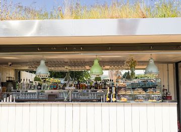 united-kingdom/loch-lomond-&-the-trossachs-national-park/bar/monkey-island-cafe-bar