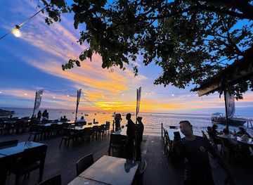 malaysia/tioman-island/nightclub/sunset-bar