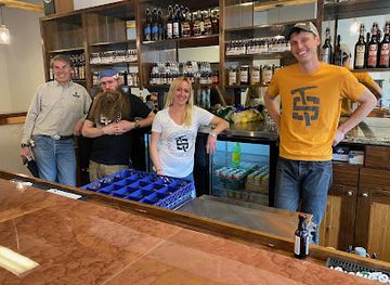 colorado/glenwood-springs/nightclub/stoneyard-distillery-tasting-room