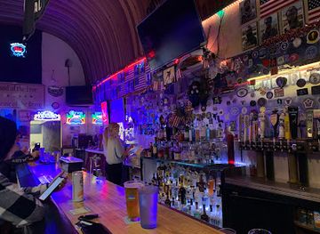 california/coronado/nightclub/danny-s-palm-bar-grill