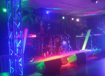 california/modesto/nightclub/el-paraiso