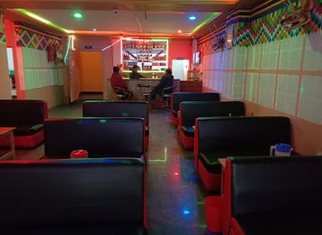 bhutan/paro-valley/nightclub/yeewong-entertainment-drayang