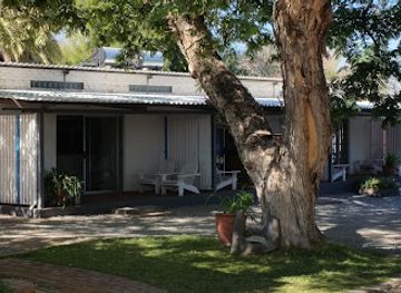 namibia/omaruru/nightclub/evening-shade-self-catering