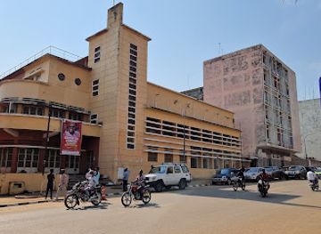 angola/uige/nightclub/antiga-assembleia