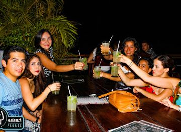 guatemala/flores/nightclub/sky-bar