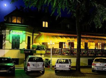 serbia/palic-lake/nightclub/omega-disco-pizzeria