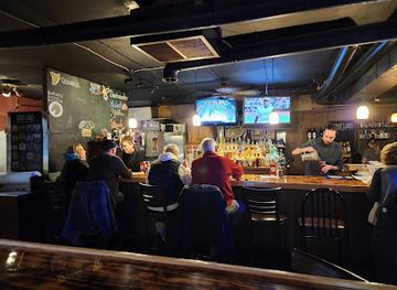 ohio/punderson-state-park/nightclub/ramble-inn