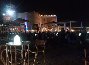 Beach Pool Club Bar نادي بركة الشاطيء