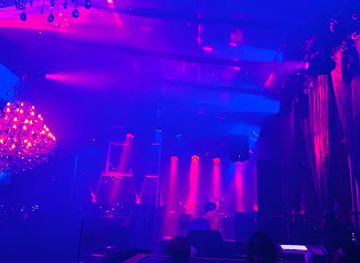 ethiopia/omo-valley/nightclub/district