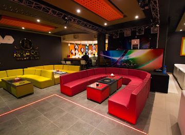 SMART NIGHT CLUB