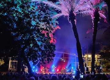 israel/caesarea/caesarea-golf-country-club/nightclub/caesarea-center-country-club