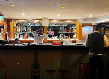 india/chennai/egmore/nightclub/70mm-bar