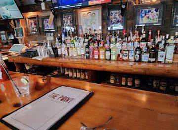 new-york/montauk/nightclub/the-point-bar-grill