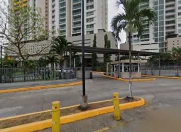 panama/san-blas-islands/nightclub/highlife-panama