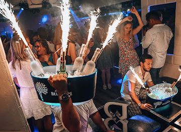 france/avignon/rocher-des-doms/nightclub/les-ambassadeurs