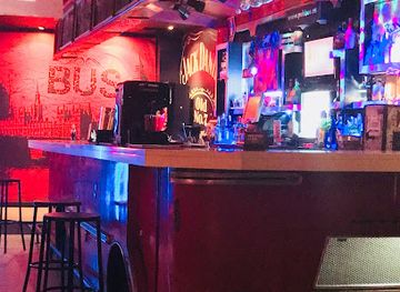 spain/cuenca/nightclub/the-big-red-bus