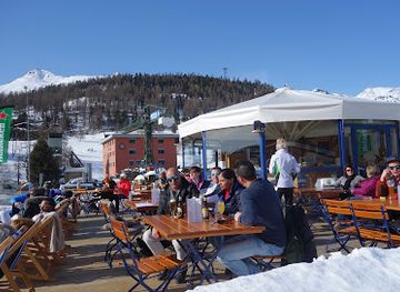 switzerland/engadin/nightclub/sunnestubli