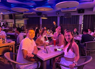 philippines/boracay/station-2/nightclub/wave-bar-lounge-at-henann-regency-resort-spa