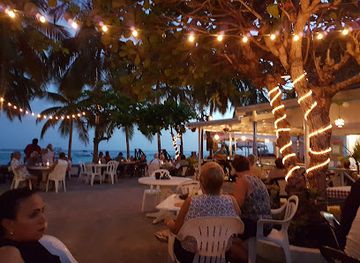 barbados/crane-beach/nightclub/crystal-waters-beach-bar