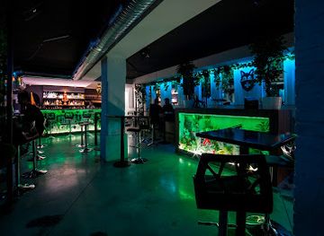 Bizarre Club