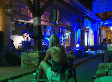 france/la-plagne/nightclub/the-white-lines-les-coches