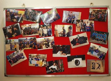 bangladesh/dhaka/uttara/nightclub/club-de-backbenchers