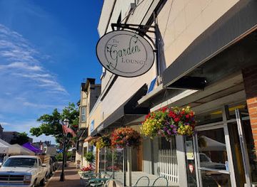 wisconsin/kettle-moraine-state-forest/nightclub/the-garden-lounge