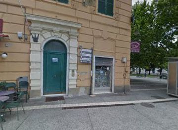 italy/genoa/pre/nightclub/crazy-bull