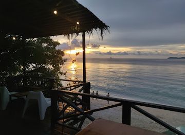 malaysia/tioman-island/nightclub/tioman-cabana-beach-bistro