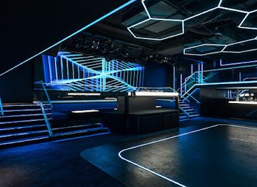 australia/outback/nightclub/district-1