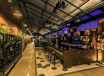 india/bengaluru/malleswaram/nightclub/hydeout-bar-and-lounge-at-sheraton-grand-bangalore-hotel-brigade-gateway