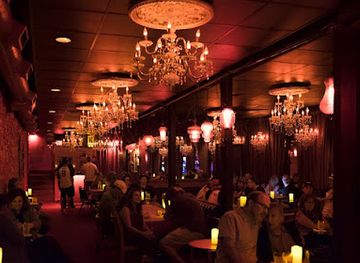 Green Lady Lounge