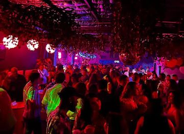 north-carolina/raleigh/cameron-village/nightclub/party-addicts