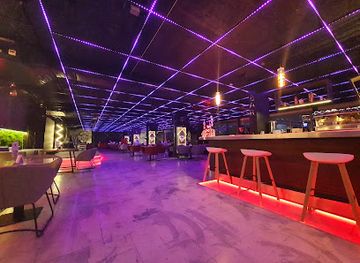 LATINO LOUNGE