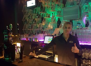 Club Hollywood