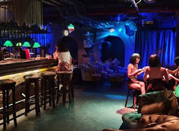 thailand/bangkok/silom/nightclub/maggie-choo-s