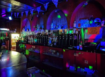 aruba/san-nicolas/nightclub/american-bar