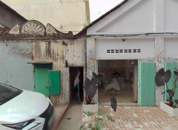 cambodia/battambang-province/nightclub/pub-street