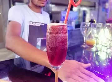 pakistan/lahore/johar-town/nightclub/the-backbencher-s-bar