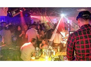 connecticut/danbury/nightclub/zona-azul-bar-and-lounge